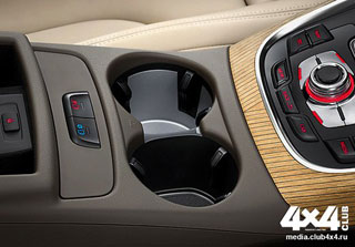 ����-����� Audi Q5 hybrid Quattro